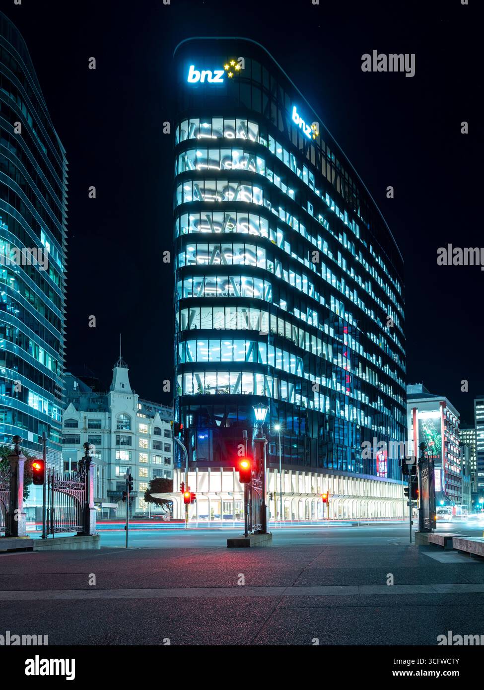 Bank of New Zealand Building, Wellington CBD di notte Foto Stock