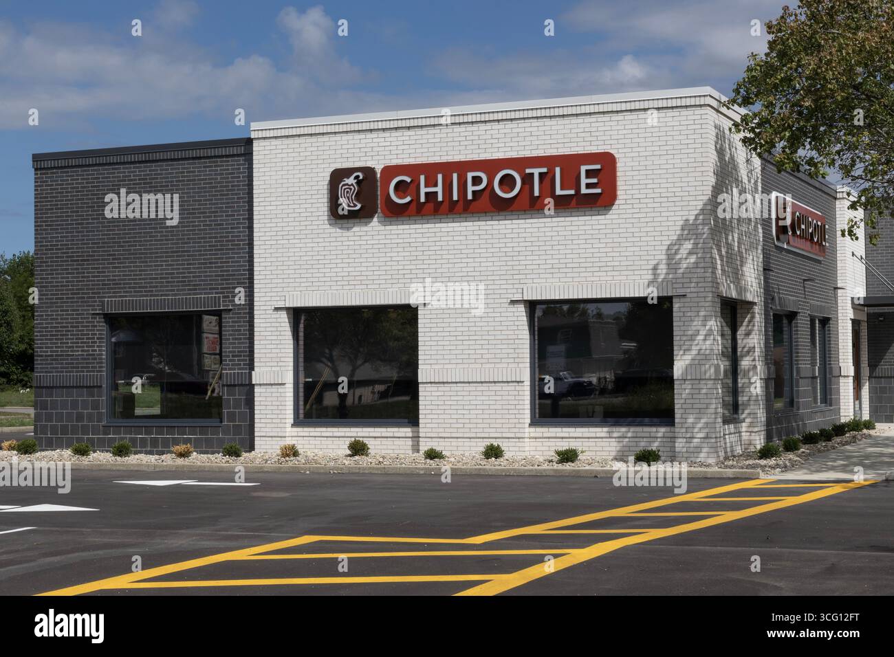 Avon - 24 agosto 2025: Ristorante Chipotle Mexican Grill. Chipotle è una catena di ristoranti di burrito e taco Bowl. Foto Stock