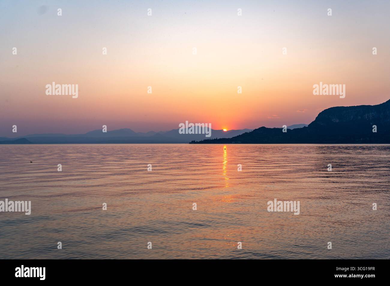 Tramonto sul Lago di Garda, Italia Foto Stock