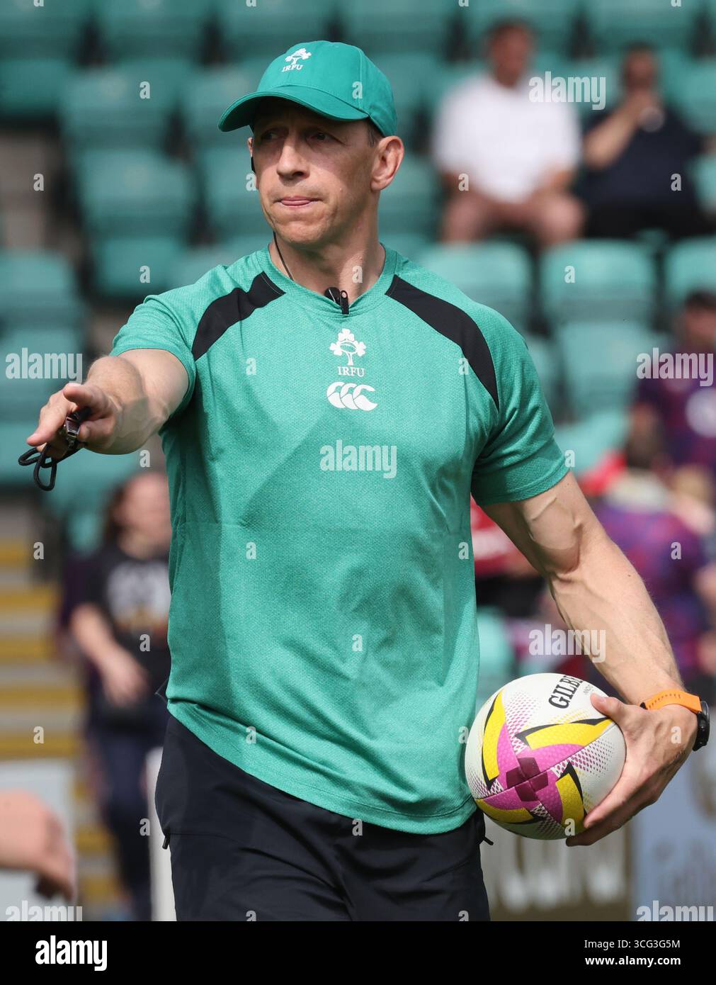 Scott Bemand capo allenatore dell'Irlanda durante la partita della Coppa del mondo di rugby femminile 2025 in piscina C tra l'Irlanda e il Giappone ai Franklin's Gardens di Northampton il 24 agosto 2025 Foto Stock