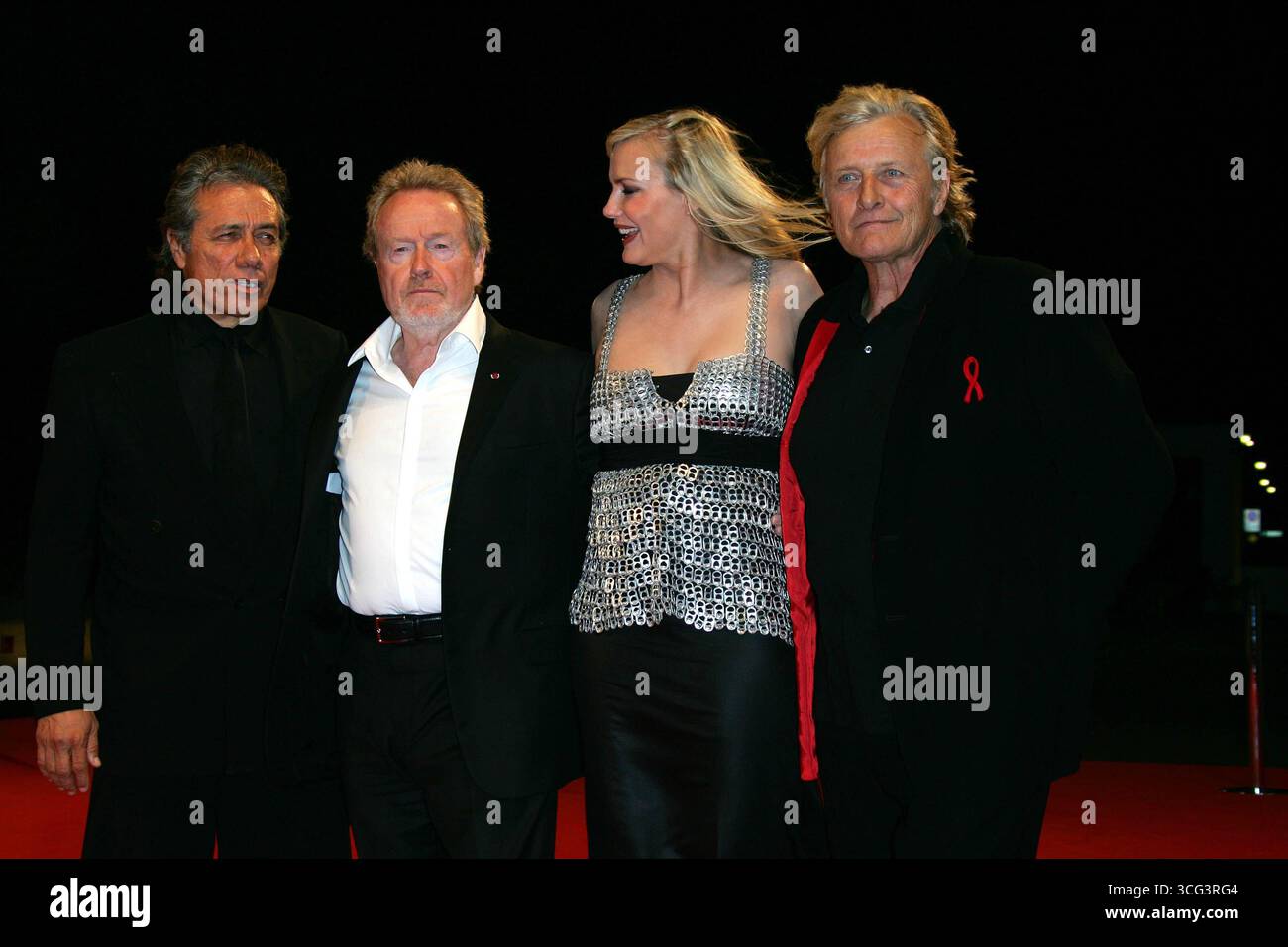 Edward James Olmos, regista Ridley Scott, Daryl Hannah e Rutger Hauer alla prima del film "Blade Runner - The Final Cut" tenutasi presso il Palazzo del Cinema durante la 64a Mostra del Cinema di Venezia, Italia - 1 settembre 2007 Foto Stock