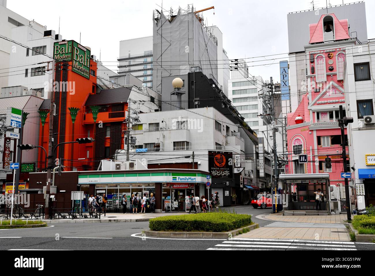 Scena di strada nella città di Osaka - Giappone Foto Stock