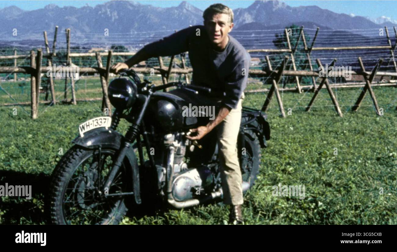LA GRANDE FUGA del film United Artists del 1963 con Steve McQueen nel ruolo del capitano Virgil Hilts Foto Stock