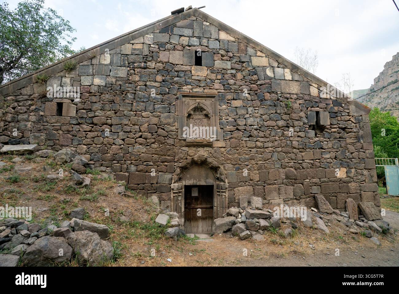 Chiesa di Sant'Astvatsatsin nel villaggio di Yeghegis in Armenia Foto Stock