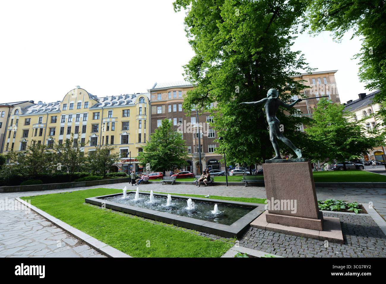 Tellervo, la figlia di Tapio (Diana), scultura al parco Kolmikulma di Helsinki, Finlandia. Foto Stock