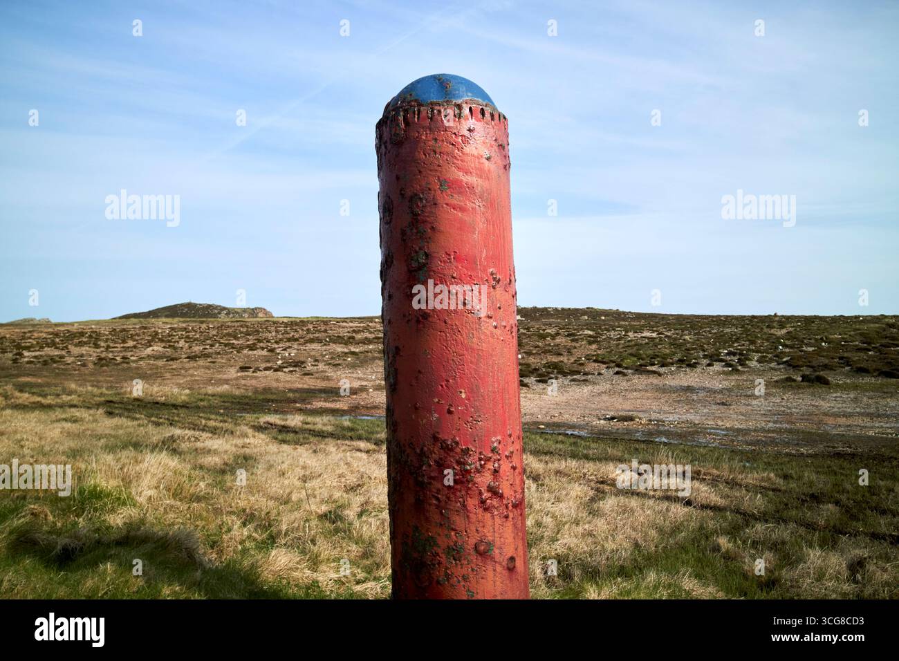 il punto di riferimento dei siluri sull'isola di tory fu lavato a terra durante la seconda guerra mondiale, disinnescato e trasferito in questa contea di donegal, repubblica d'irlanda Foto Stock