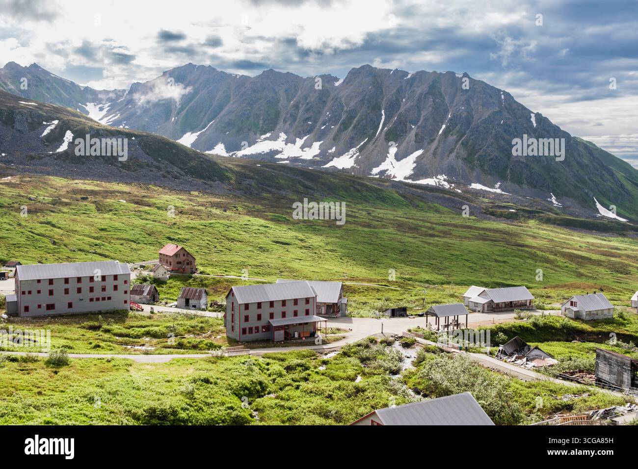 Independence Mine State Historic Park, antica miniera d'oro di Hatcher Pass attraverso Talkeetna Mountains, Willow, Wasilla, Alaska, USA Foto Stock