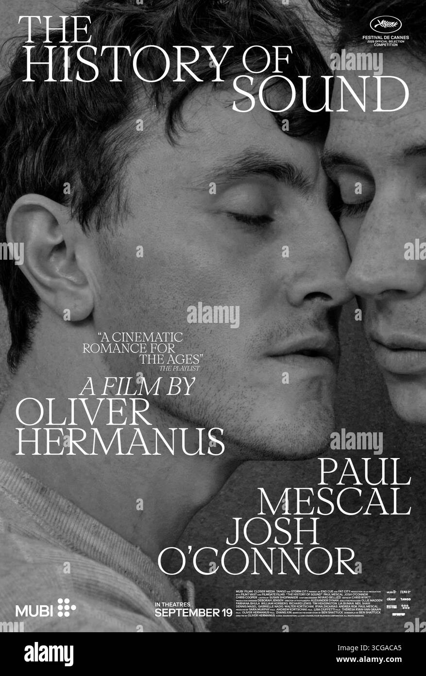The History of Sound (2025) diretto da Oliver Hermanus e interpretato da Paul Mescal, Josh o'Connor e Chris Cooper. Due giovani, Lionel e David, si incontrano al Boston Music Conservatory nel 1917 e, dopo la prima guerra mondiale, viaggiano attraverso le campagne del Maine per registrare canzoni folk, esplorando il loro legame e l'impatto persistente della loro relazione. USA SOLO PER USO EDITORIALE DI un foglio di poster. Crediti: BFA / Universal Pictures Foto Stock