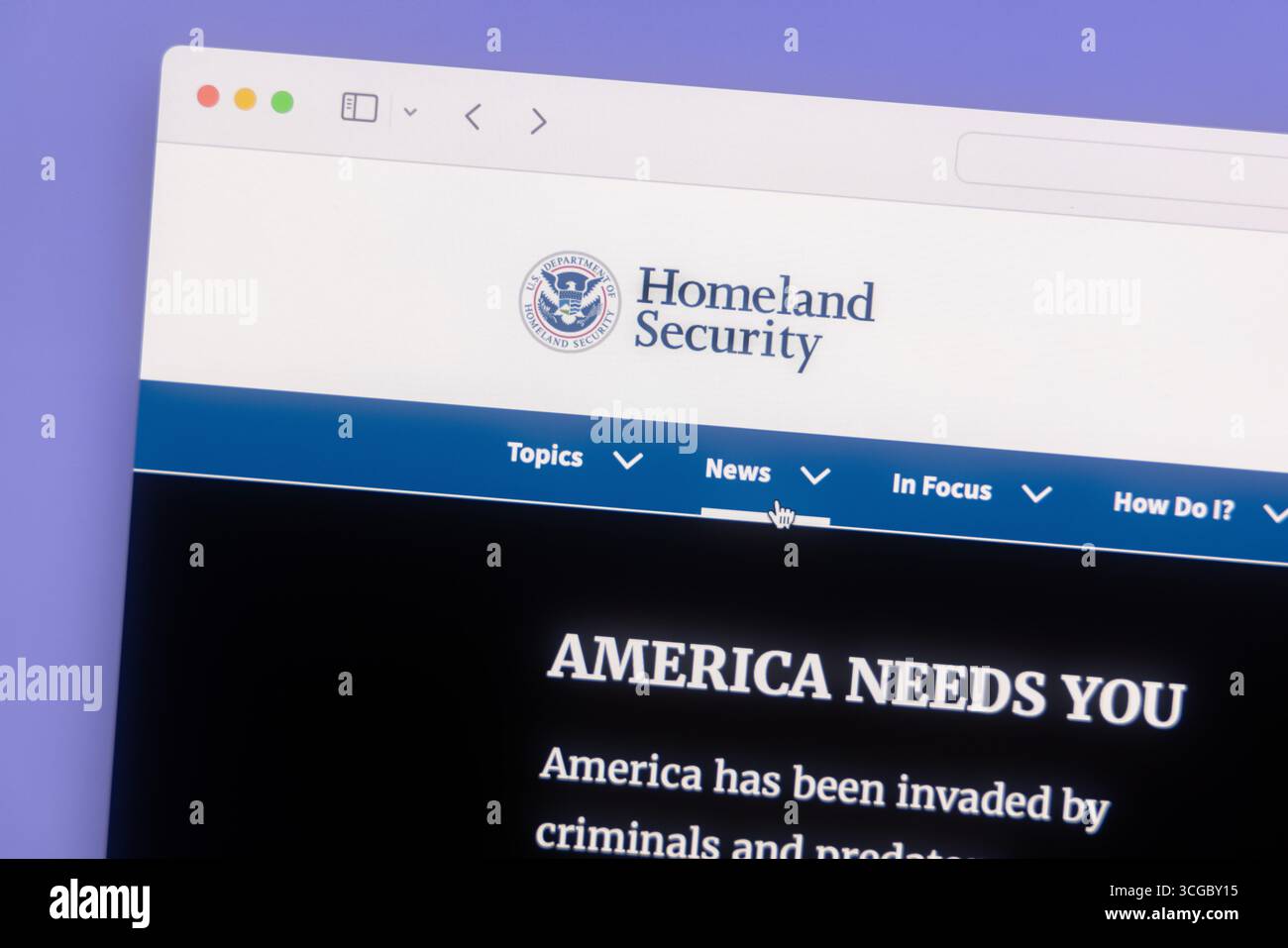 Ostersund, Svezia - 26 agosto 2025: Il sito web del Dipartimento per la sicurezza interna degli Stati Uniti su uno schermo del computer. Foto Stock