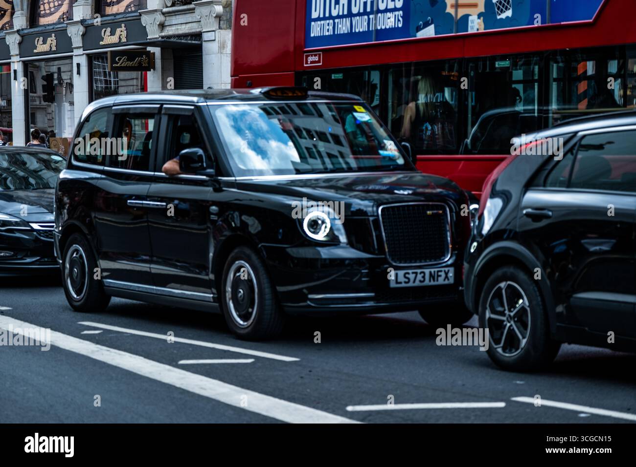 Streets of London – Urban Life e City Vibes Foto Stock