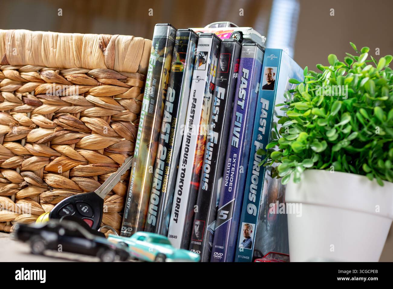 Los Angeles, California, Stati Uniti - 05-07-2020: Una vista di diversi film in DVD Fast and Furious, in un ambiente di natura morta. Foto Stock