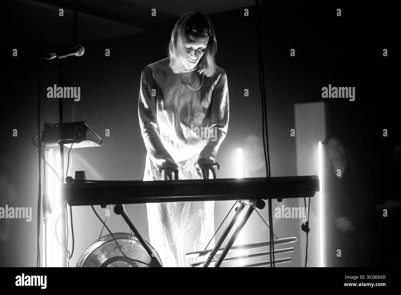 Konzert von Teresa Rotschopf , Silent Green Berlin Pop-Kultur Teresa Rotschopf *** didascalia locale *** ** Concerto di Teresa Rotschopf , Silent Green Berlin Pop Culture Teresa Rotschopf didascalia locale Foto Stock