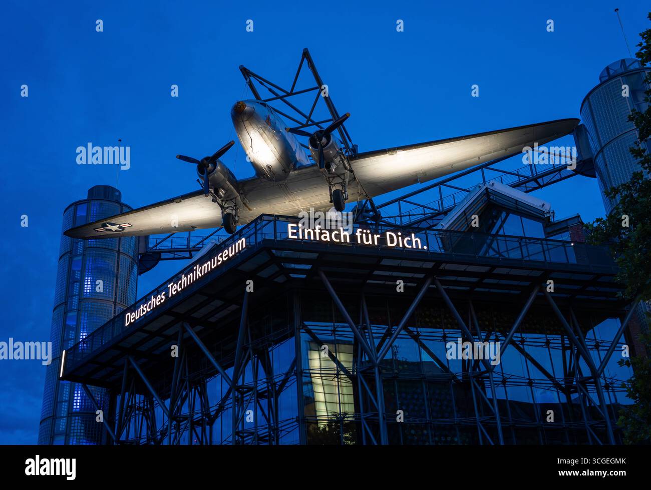 Museo tecnico tedesco a Berlino il 5 luglio 2025. Il museo è stato inaugurato nel 1983 come Museo dei trasporti e della tecnologia e gestisce oltre 100 t. Foto Stock