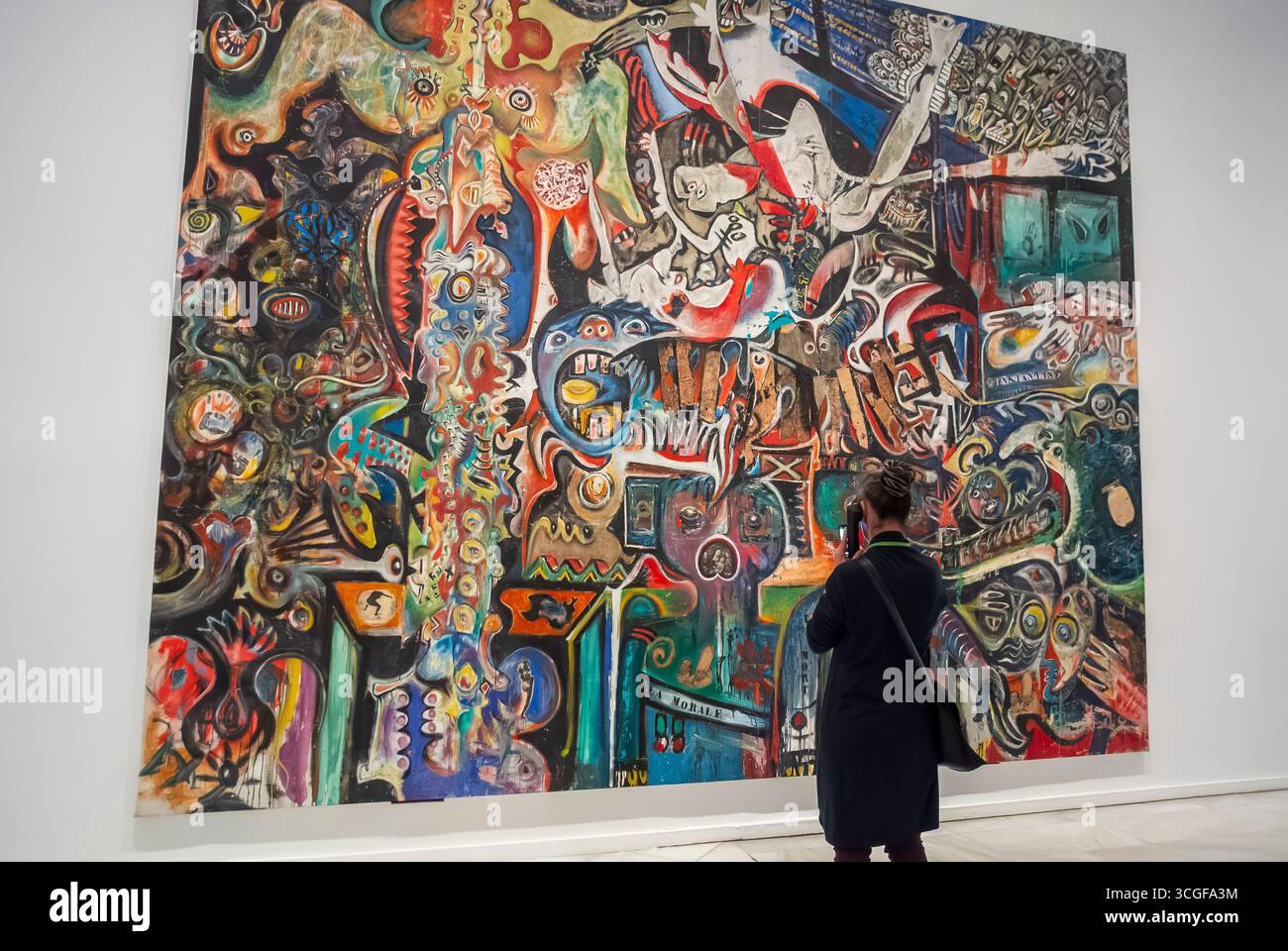 Madrid, Spagna, View Modern Art, Museo Nazionale, Regina Sofia, Picasso arazzo, « Guenica » giovane donna che cerca Foto Stock