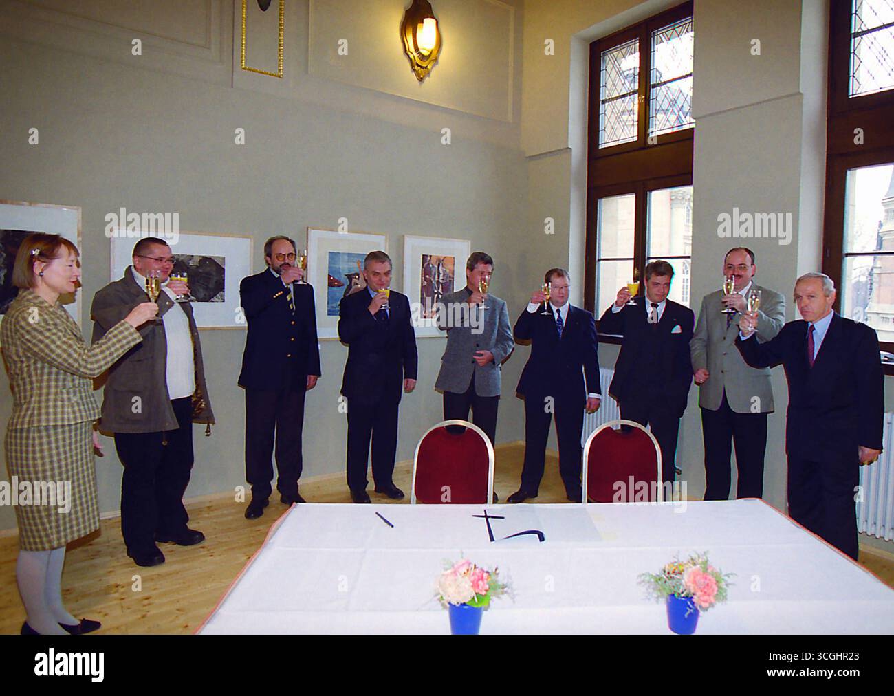 Carl Friedrich Claus Archiv 24.11.1999, Chemnitz, Städt. Museo, Kunstsammlung, Gründungsverastaltung für das Carl Friedrich Claus Archiv, Sachsen BRD *** Carl Friedrich Claus Archive 24 11 1999, Chemnitz, Museo Städt, Collezione d'arte, evento di fondazione per l'Archivio Carl Friedrich Claus, Sassonia FRG Foto Stock