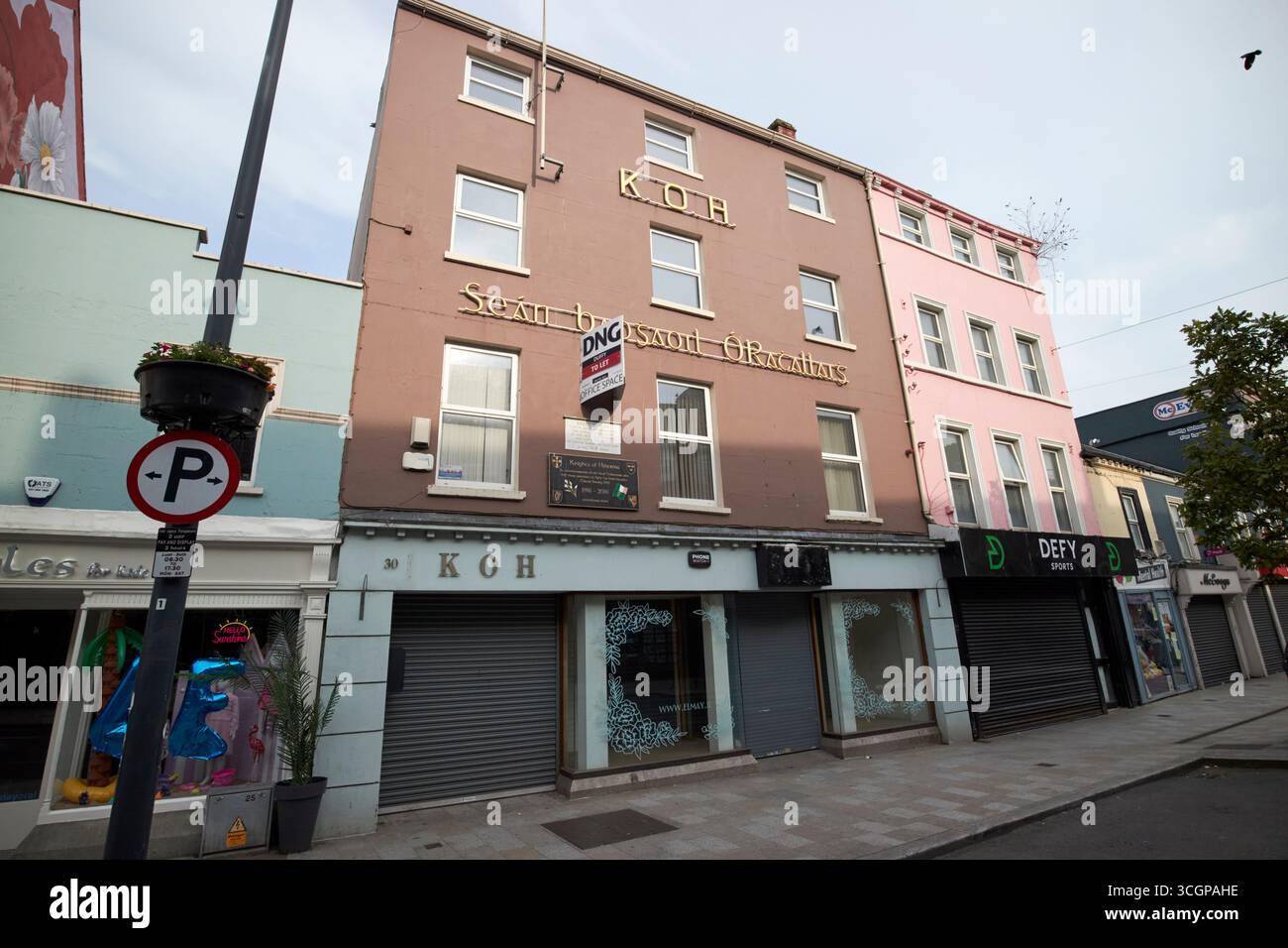 knights of hibernia friendly society office 30 clanbrassil st dundalk county louth repubblica d'irlanda con targa al 1916 louth volontari john Foto Stock