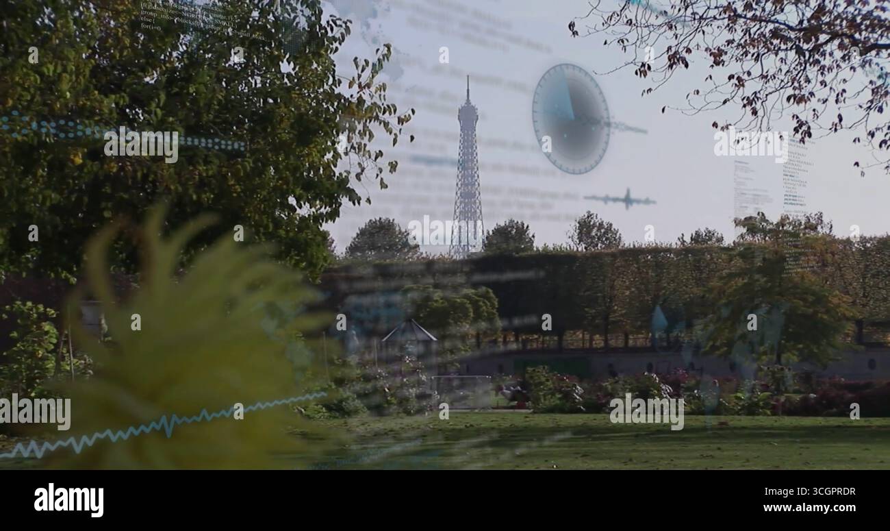Incorniciando la Torre Eiffel centrata, che mette in risalto il giardino pubblico con panche, frammenti di codice e icona degli indicatori Foto Stock