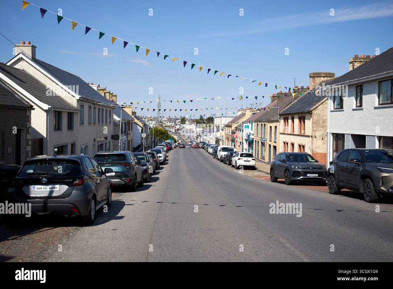 strada principale dungloe county donegal repubblica d'irlanda Foto Stock