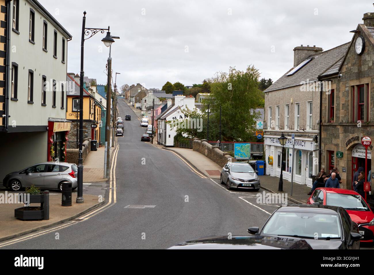 strada di fronte alla contea di ardara, donegal, repubblica d'irlanda Foto Stock