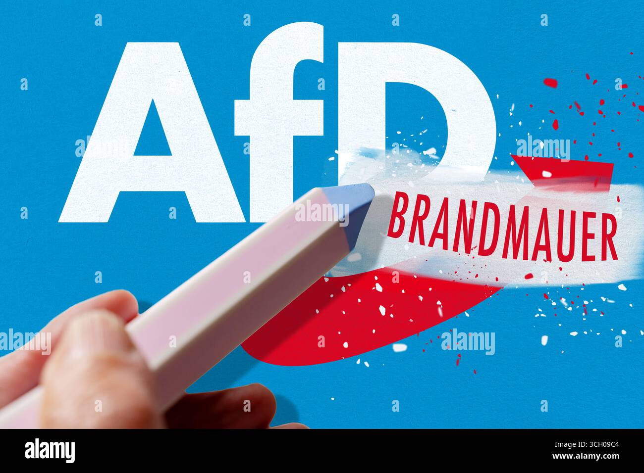 Baviera, Germania - 29 agosto 2025: MONTAGGIO FOTOGRAFICO, l'immagine mostra il logo AfD con la scritta Brandmauer firewall, simbolo di confini politici e dibattiti sulla cooperazione, lo scioglimento e le strategie di potere in Sassonia-Anhalt e in tutta la Germania. *** FOTOMONTAGE, Das Bild zeigt das AfD-Logo mit dem Schriftzug Brandmauer Symbol für politische Grenzen und Debatten um Zusammenarbeit, Auflösung und Machtstrategien in Sachsen-Anhalt und ganz Deutschland. Foto Stock