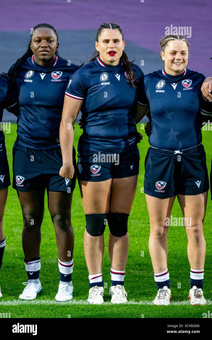 York, Regno Unito. 30 agosto 2025. York Community Stadium YORK, INGHILTERRA - AGOSTO 30: Ilona Maher degli Stati Uniti si candida per l'inno nazionale prima del Women's Rugby World Cup 2025 Pool Una partita tra USA e Australia allo York Community Stadium il 30 agosto 2025 a York, Inghilterra. (Foto di Will Palmer/Sports Press Photo) (Sports Press Photo/SPP) credito: SPP Sport Press Photo. /Alamy Live News Foto Stock