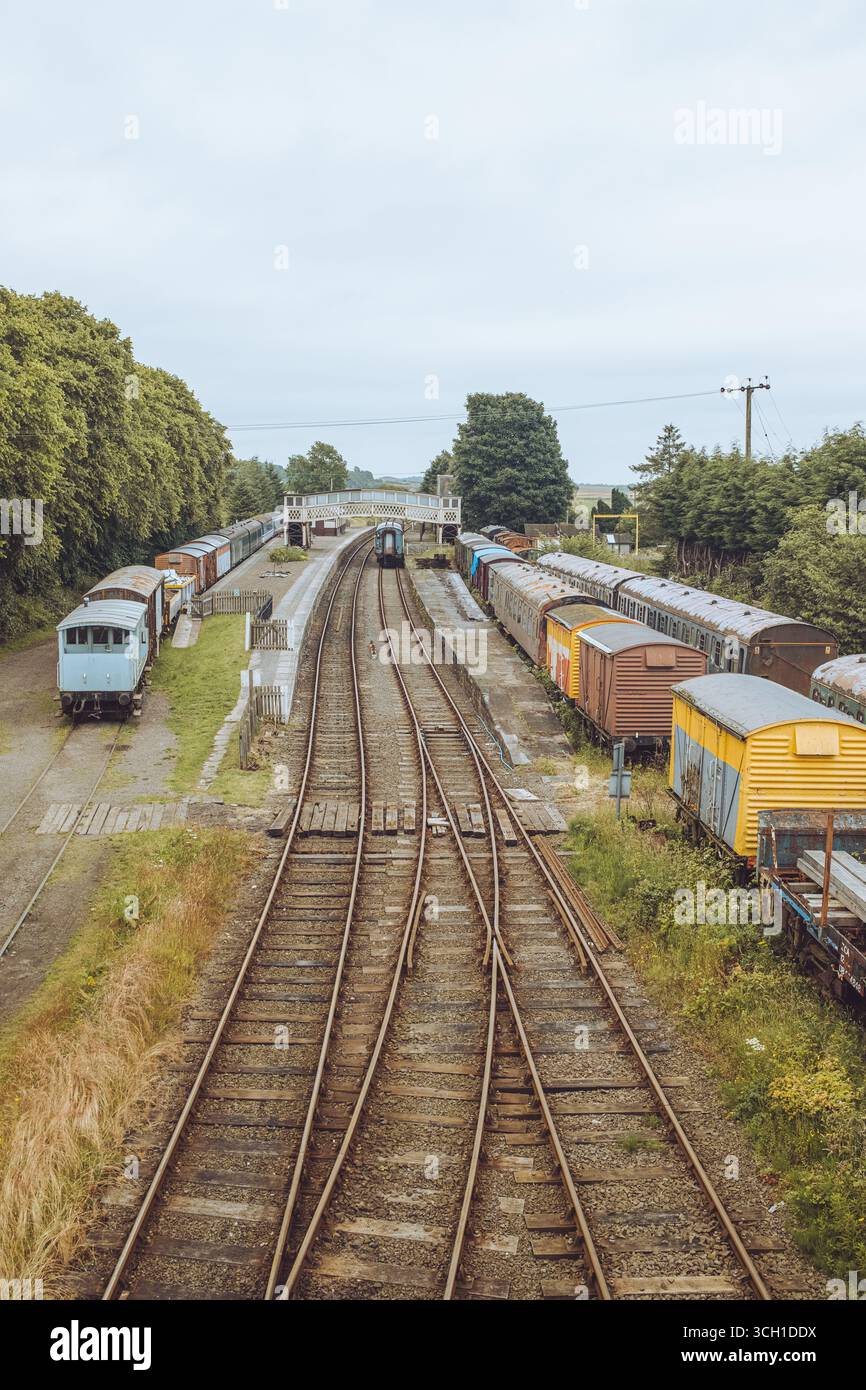Bridge of Dun è uno storico ponte in pietra ad Angus, Scozia, costruito nel XVIII secolo, noto per le viste panoramiche, la fauna selvatica e il patrimonio ferroviario. Foto Stock