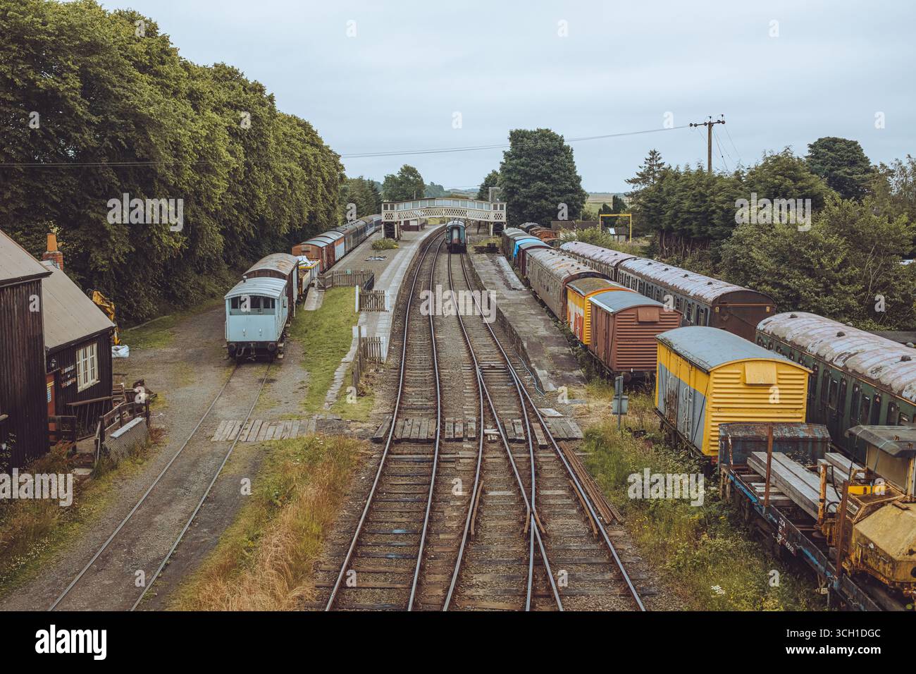 Bridge of Dun è uno storico ponte in pietra ad Angus, Scozia, costruito nel XVIII secolo, noto per le viste panoramiche, la fauna selvatica e il patrimonio ferroviario. Foto Stock