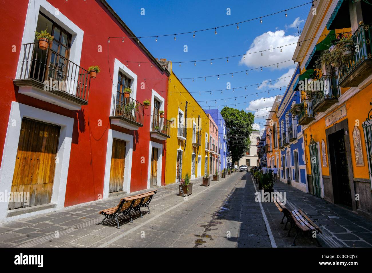 Puebla, Messico - 21 febbraio 2025: Toad Alley (Callejon de los Sapos) a Puebla, Messico. Foto Stock