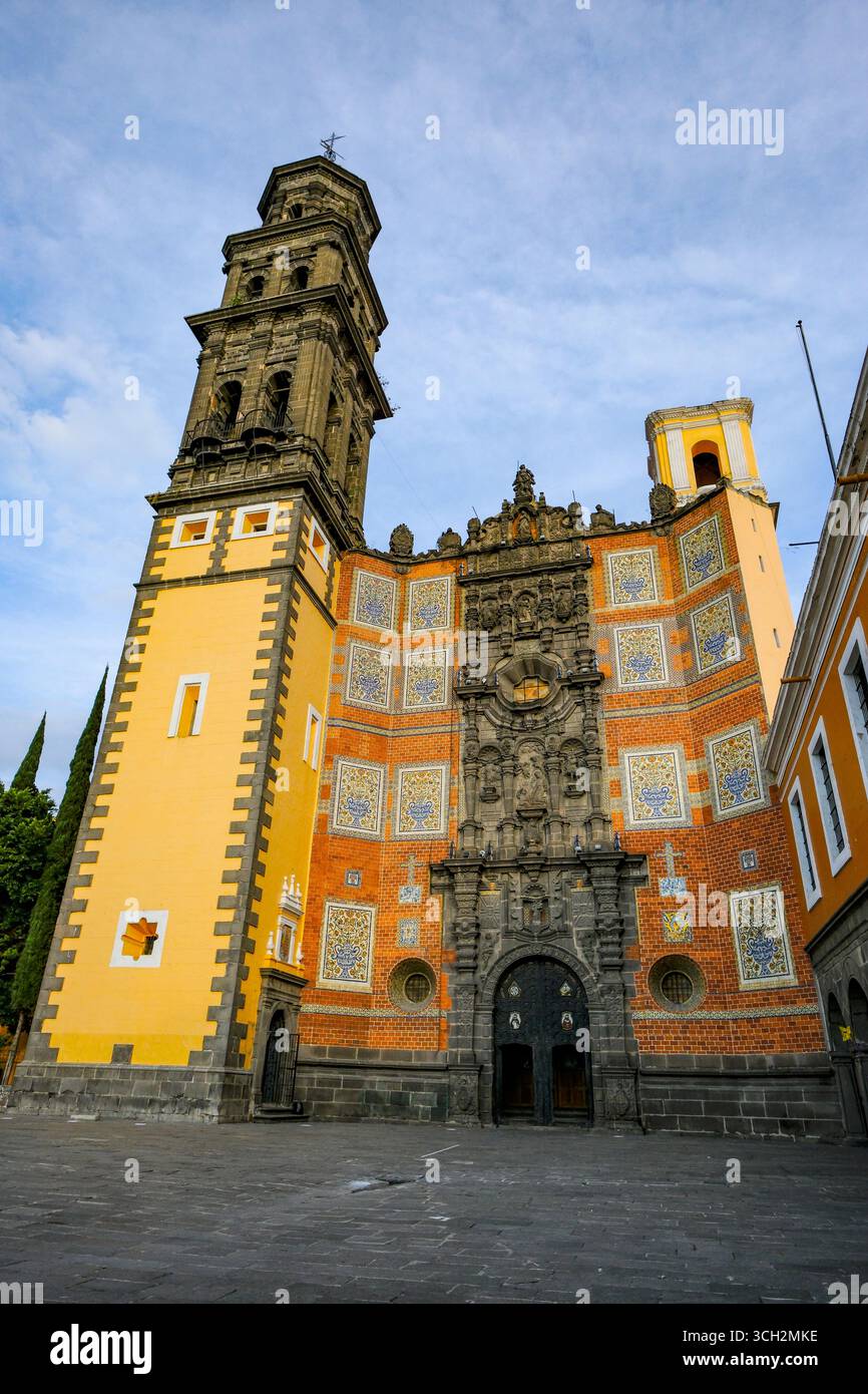 Puebla, Messico - 23 febbraio 2025: Convento di San Francisco a Puebla, Messico. Foto Stock