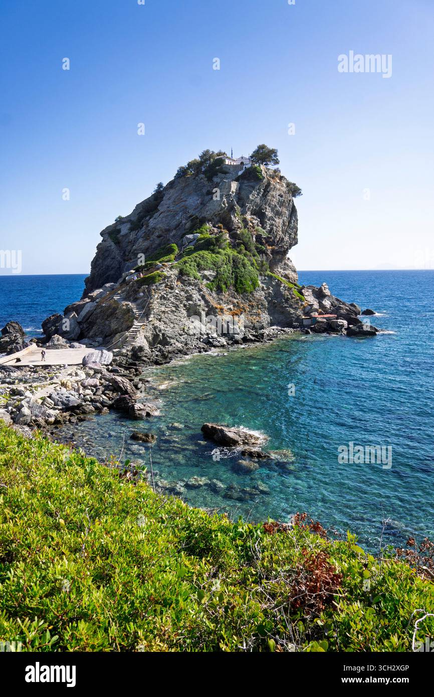 Agios Loannis Chapel a Skopelos, una popolare attrazione turistica resa famosa dal film Mamma mia. Skopelos è un'isola greca nell'Egeo occidentale Foto Stock