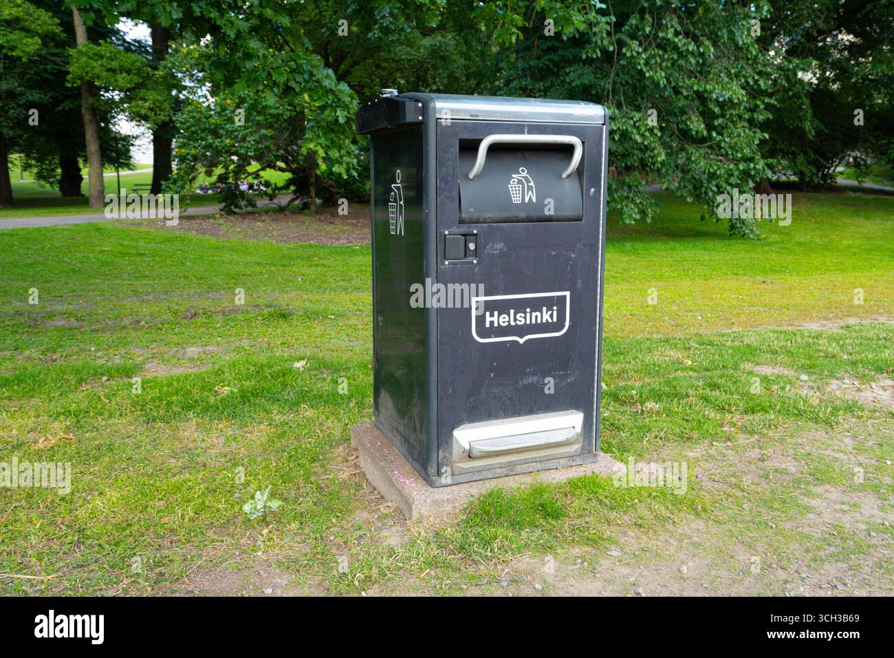 Helsinki, Finlandia. Agosto 26 2025. una tanica in un parco nel centro della città Foto Stock