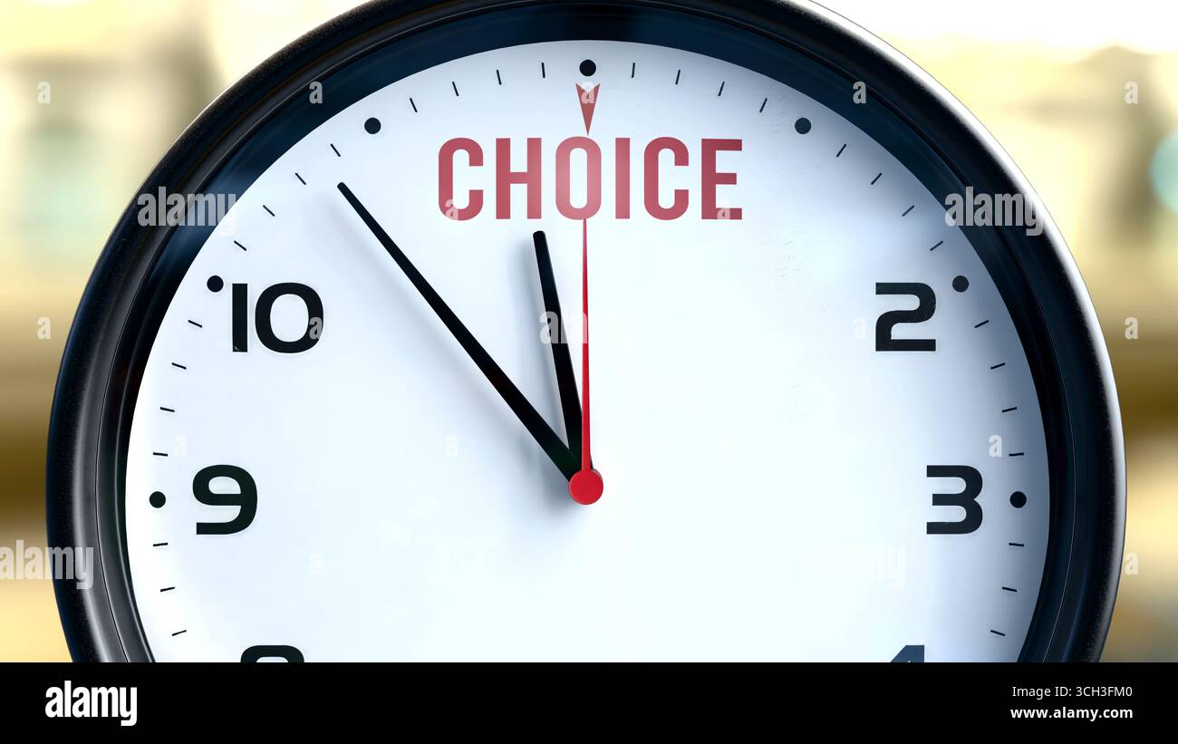 Una scelta che accadrà presto. Scelta in arrivo, in avvicinamento nel prossimo futuro. Scelta quasi qui, in breve tempo - un orologio simboleggia un remin Foto Stock