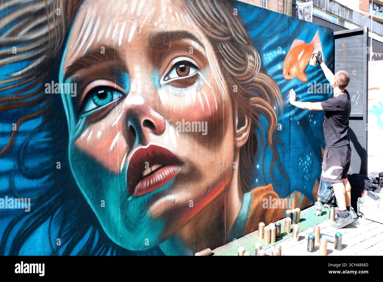 Southend, Regno Unito. 31 agosto 2025. Opera d'arte al Southend City Jam 2025. City Jam è un festival di Street art che si svolge ogni anno alla fine delle vacanze estive. Ogni anno ospita oltre 100 artisti di strada locali, nazionali e internazionali di talento, che trasformano un certo numero di mura permanenti e temporanee intorno al centro città e al lungomare. BensCapMedia/Alamy Live News Foto Stock