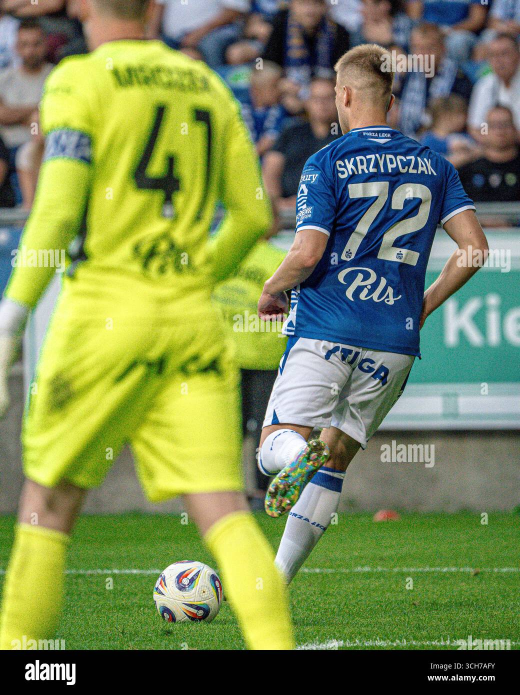 31 agosto 2025, Poznan, Polonia - Mateusz Skrzypczak di Lech Poznań in azione durante il PKO Ekstraklasa match tra Lech Poznań e Widzew Łódź. Foto Stock