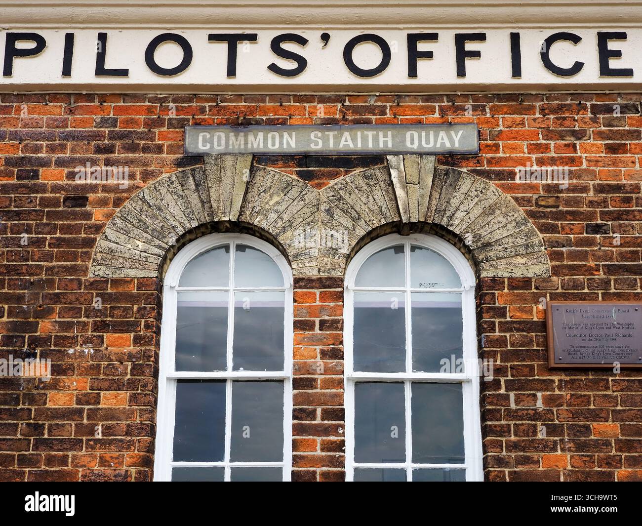 L'ufficio piloti sul Common Staithe Quay a Kings Lynn Norfolk, Inghilterra Foto Stock