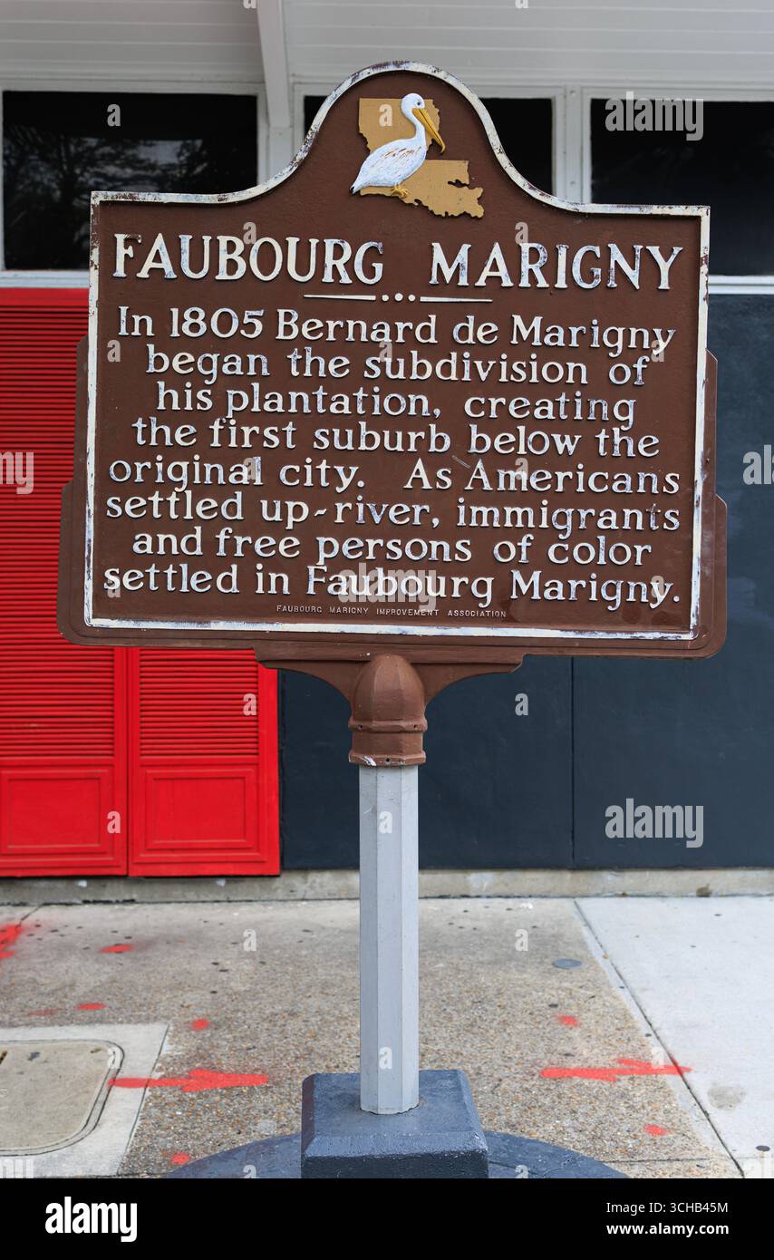 Faubourg Marigny Marker su Esplanade Avenue, New Orleans, Louisiana, Stati Uniti Foto Stock