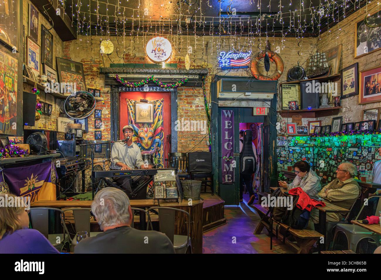 Fritzel's European Jazz Pub, Bourbon Street, New Orleans, Louisiana, Stati Uniti Foto Stock