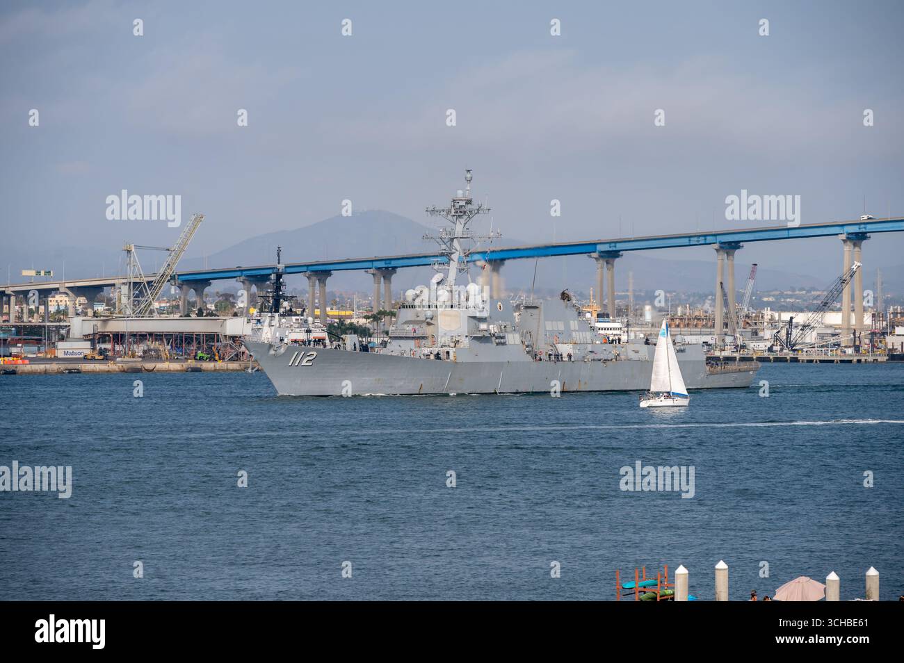San Diego, California - 8 agosto 2025: USS Michael Murphy (DDG-112) è un cacciatorpediniere missilistico guidato Aegis classe Arleigh Burke (volo IIA) nell'unità Foto Stock