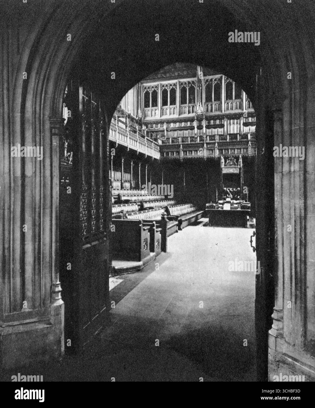 La camera dei comuni, Westminster, Londra, prima del 1941. La vecchia camera della camera dei comuni costruita da Sir Charles Barry fu distrutta dalle bombe tedesche durante la seconda guerra mondiale. Le caratteristiche essenziali del progetto di Barry furono preservate quando la camera fu ricostruita. Foto Stock