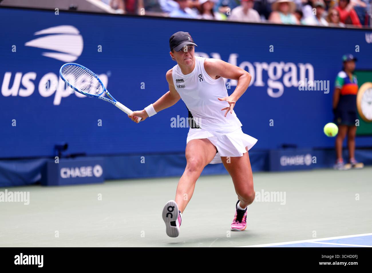 Flushing Meadows, New York, Stati Uniti. 1 settembre 2025. Numero 2 testa di serie Ina Swivel durante la sua vittoria al quarto turno contro Ekaterina Alexandrova agli US Open. Crediti: Adam Stoltman/Alamy Live News Foto Stock