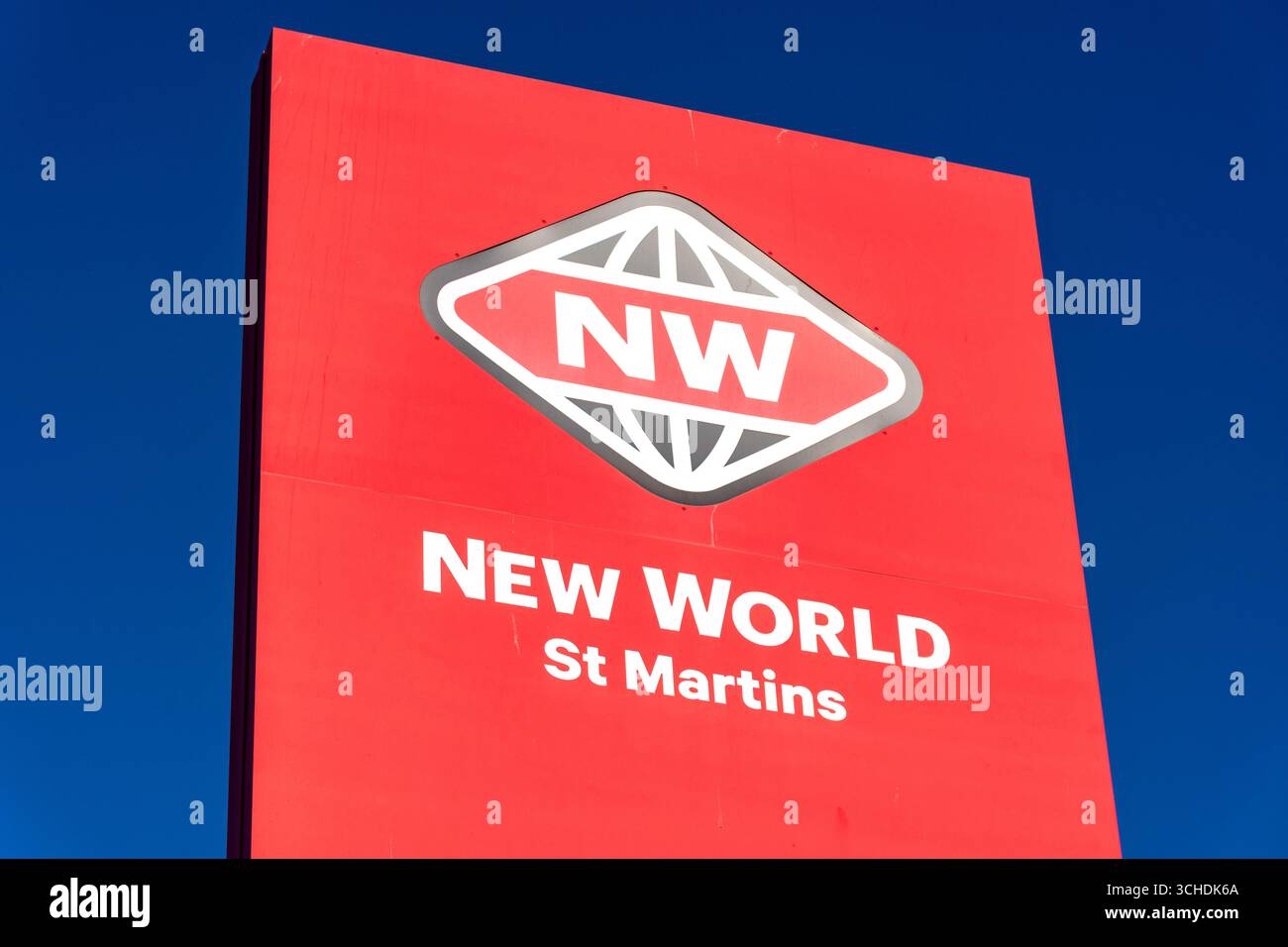Cartello New World Supermarket, Wilsons Road, St Martins, Christchurch (Ōtautahi), Canterbury Region, nuova Zelanda Foto Stock