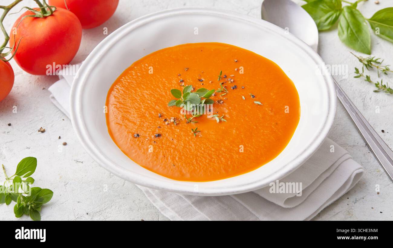 Zuppa di pomodoro Foto Stock