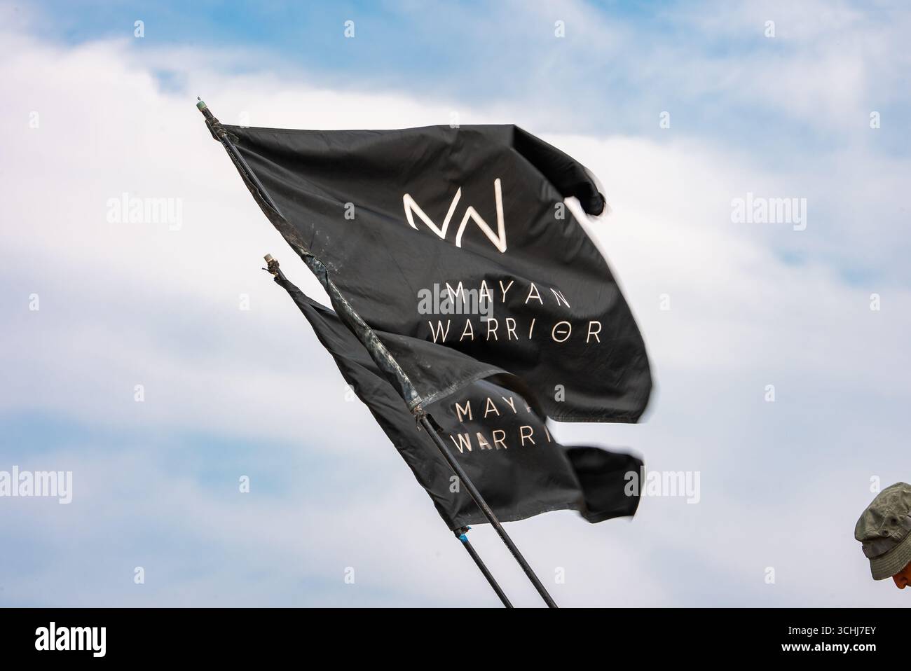 Black Flags con logo Maya Warrior al Burning Man Festival 2025 Foto Stock