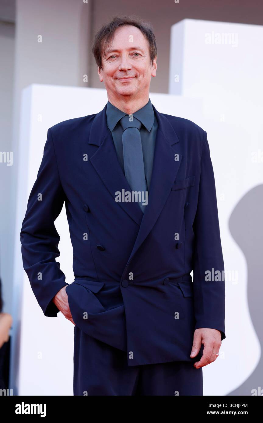 Volker Bertelmann / Hauschka bei der Premiere des Kinofilms 'A House of Dynamite' auf der Biennale di Venezia 2025 / 82. Internationale Filmfestspiele von Venedig in Palazzo del Cinema. Venedig, 02.09.2025 Foto Stock