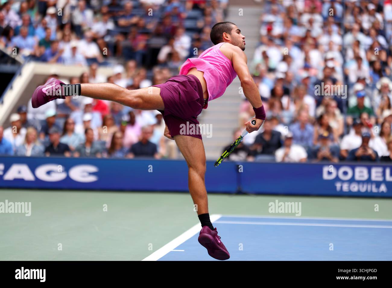 Flushing Meadows, New York - numero 2 semi Carlos Alcaraz di, Spagna. 2 settembre 2025. Durante il suo match nei quarti di finale contro Jiri Lehecka agli US Open. Crediti: Adam Stoltman/Alamy Live News Foto Stock
