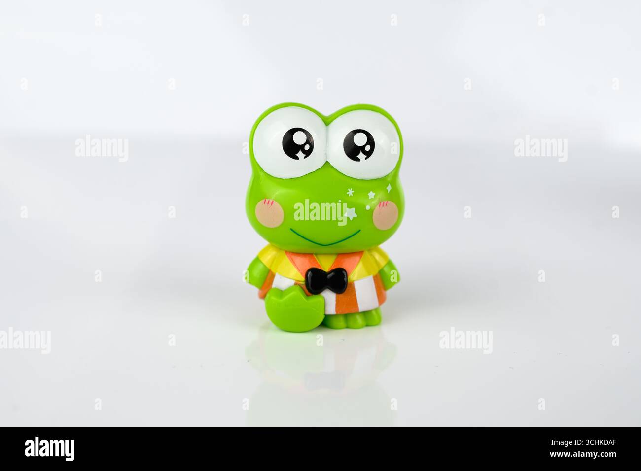 Mini personaggio Keroppi della collezione Hello Kitty and Friends – Galles, Regno Unito – 06 agosto 2025 Foto Stock