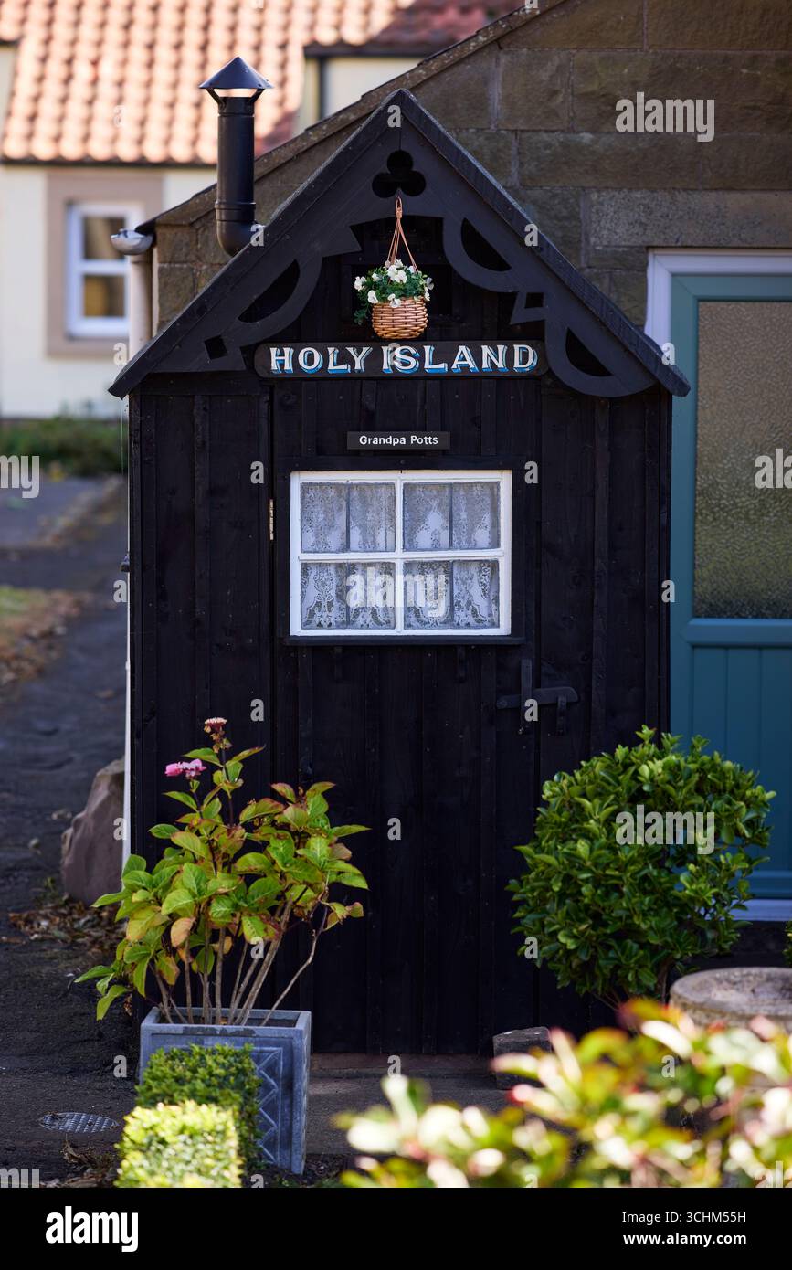 Stravagante capannone Holy Island Village Foto Stock