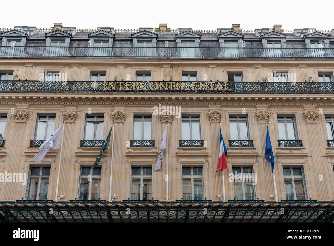 La facciata dell'Intercontinental Hotel - le Grand nel 9° arrondissement di Parigi. Foto Stock