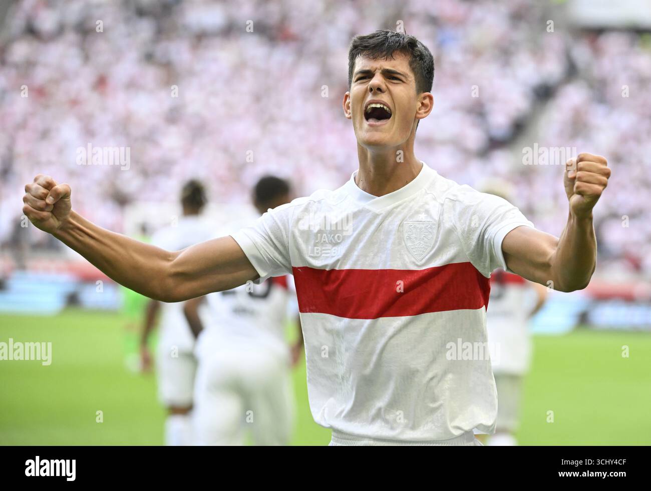 Celebrazione degli obiettivi Jose Maria Chema Andres Baixauli VfB Stuttgart (30) celebrazione degli obiettivi Gesture Gesture Gesture Gesture Gesture Bundesliga, MHPArena, MHP Arena Foto Stock