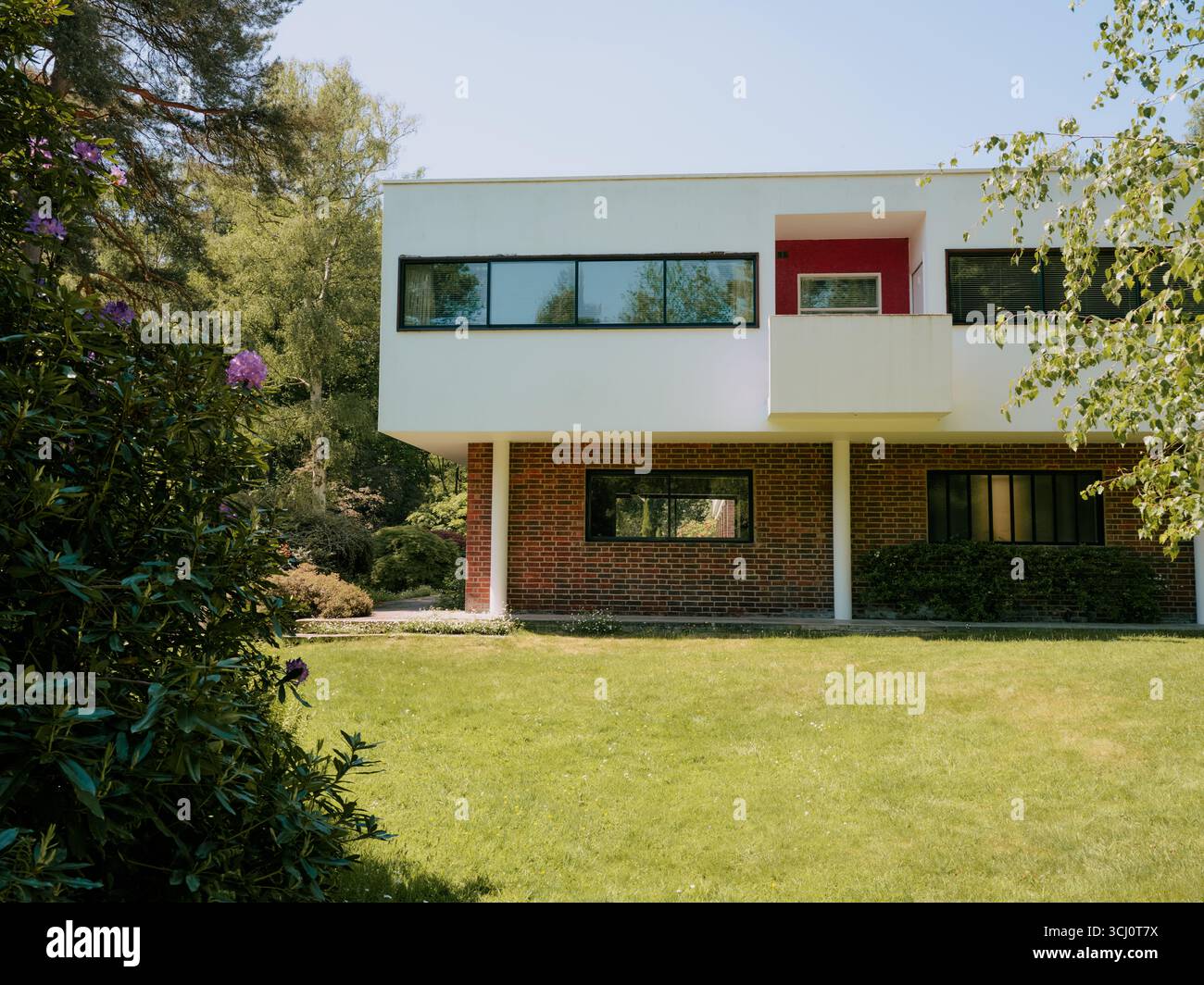 La casa di architettura modernista Homewood a Esher, Surrey, Inghilterra, Regno Unito. Progettato dall'architetto Patrick Gwynne Foto Stock